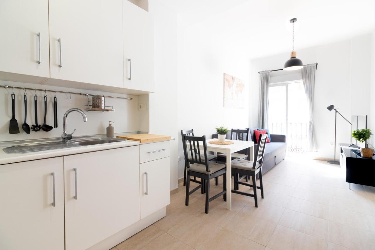 Malaga Center Flat. Carmen City Center Roof-Terrace Boutique ภายนอก รูปภาพ